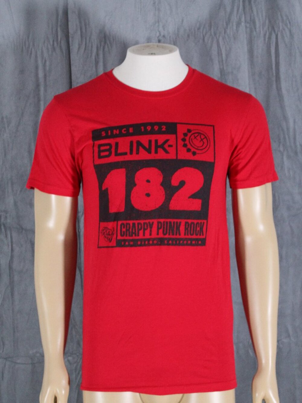 Band Shirt - Blink 182 Crappy Punk Band - Men's Small